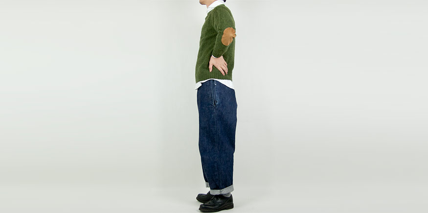 BRICK CREW NECK KNIT パッチ付き